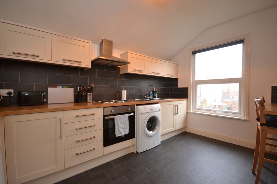 Kitchen / Breakfast Room