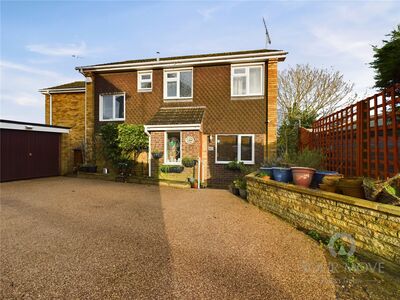 Parade Bank, 4 bedroom Detached House for sale, £375,000