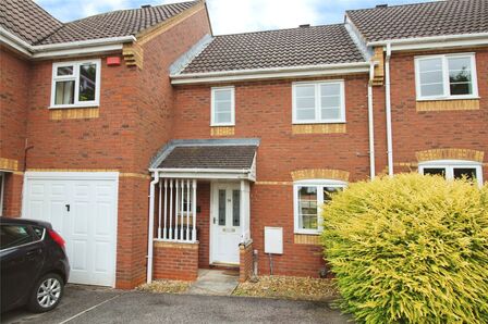 Watson Acre, 2 bedroom Mid Terrace House to rent, £1,250 pcm