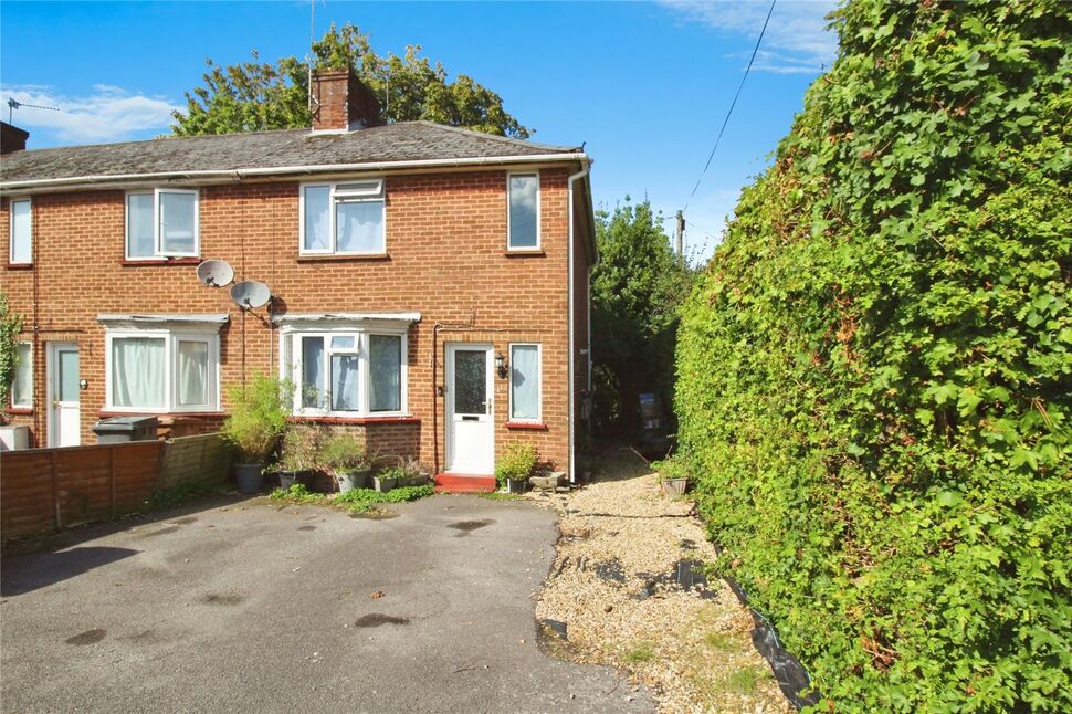 Main image of 3 bedroom End Terrace House for sale, Portland Grove, Andover, Hampshire, SP10