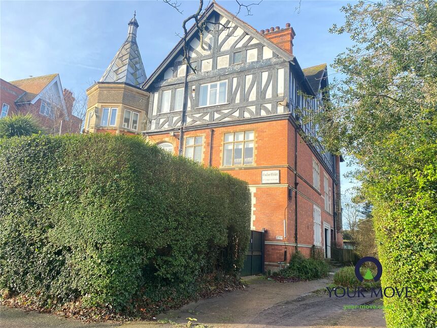 Main image of 2 bedroom  Flat for sale, Earls Avenue, Folkestone, Kent, CT20