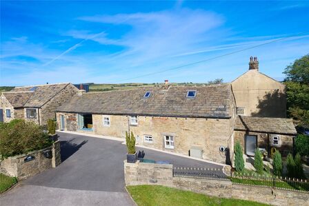 Heights Lane, 3 bedroom Detached House for sale, £595,000