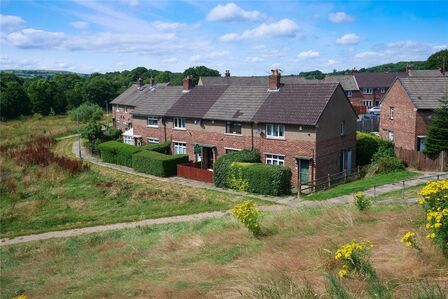 2 bedroom Mid Terrace House for sale