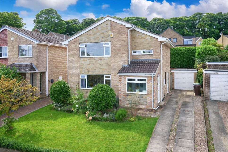 Main image of 3 bedroom Detached House for sale, Nidderdale Walk, Baildon, West Yorkshire, BD17