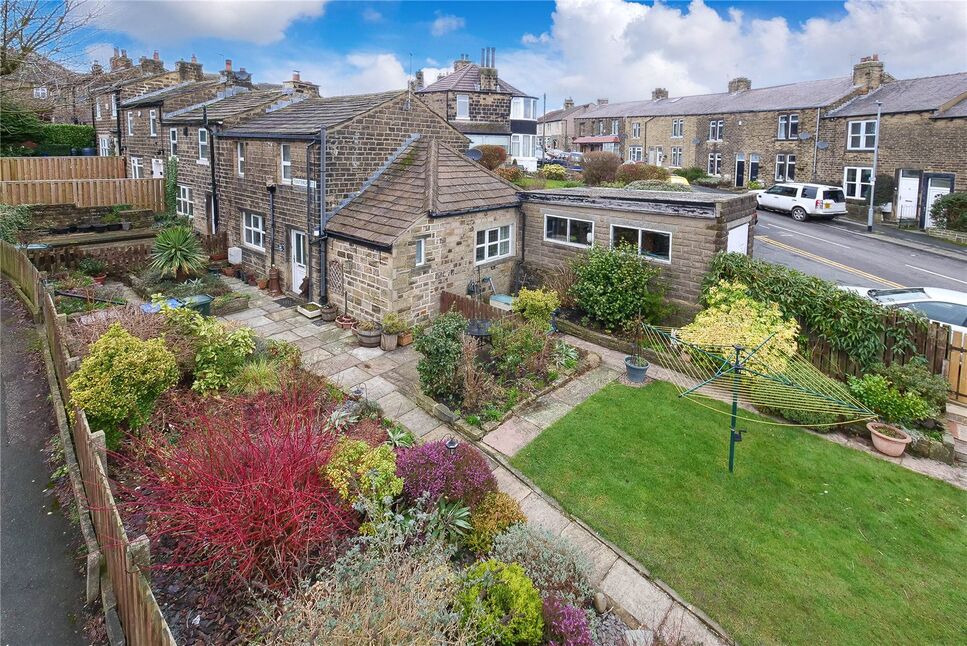 Main image of 2 bedroom End Terrace House for sale, Tentercroft, Baildon, West Yorkshire, BD17