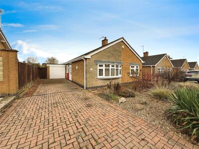 Brookes Avenue, 3 bedroom Detached Bungalow for sale, £350,000