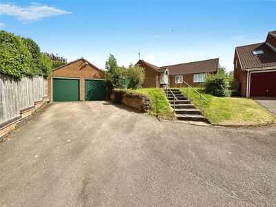 4 bedroom Detached Bungalow for sale