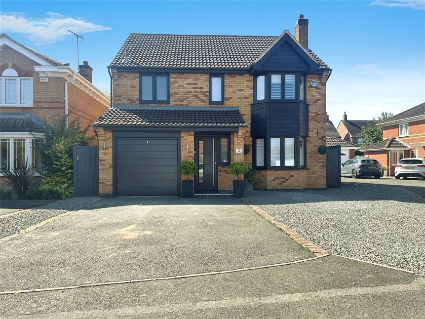 4 bedroom Detached House for sale