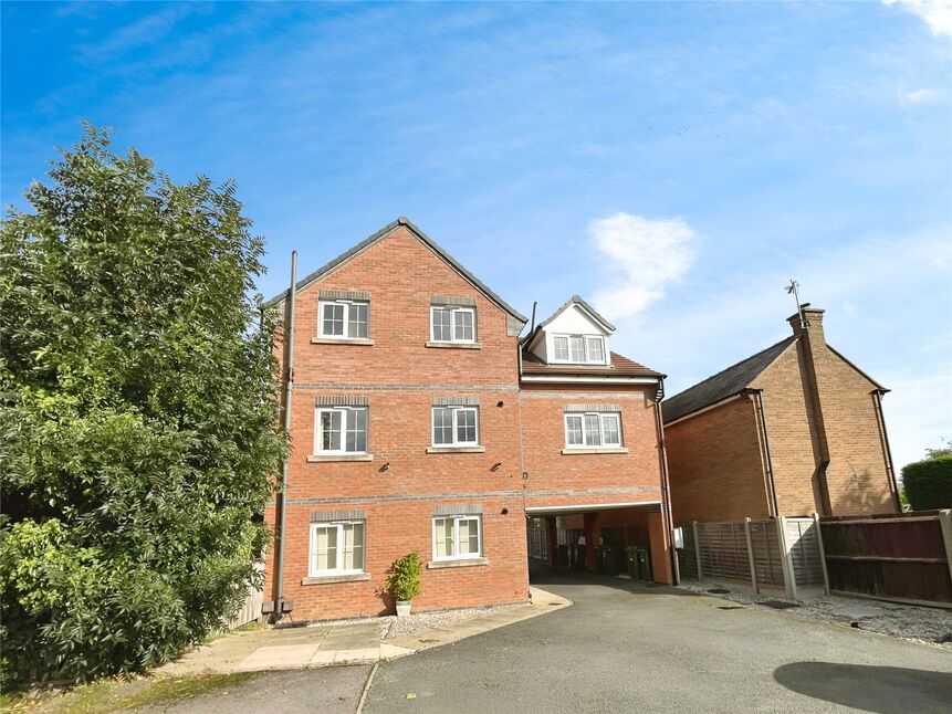 Main image of 2 bedroom  Flat for sale, Regent Road, Countesthorpe, Leicestershire, LE8