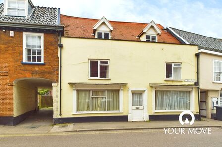 6 bedroom Mid Terrace House for sale