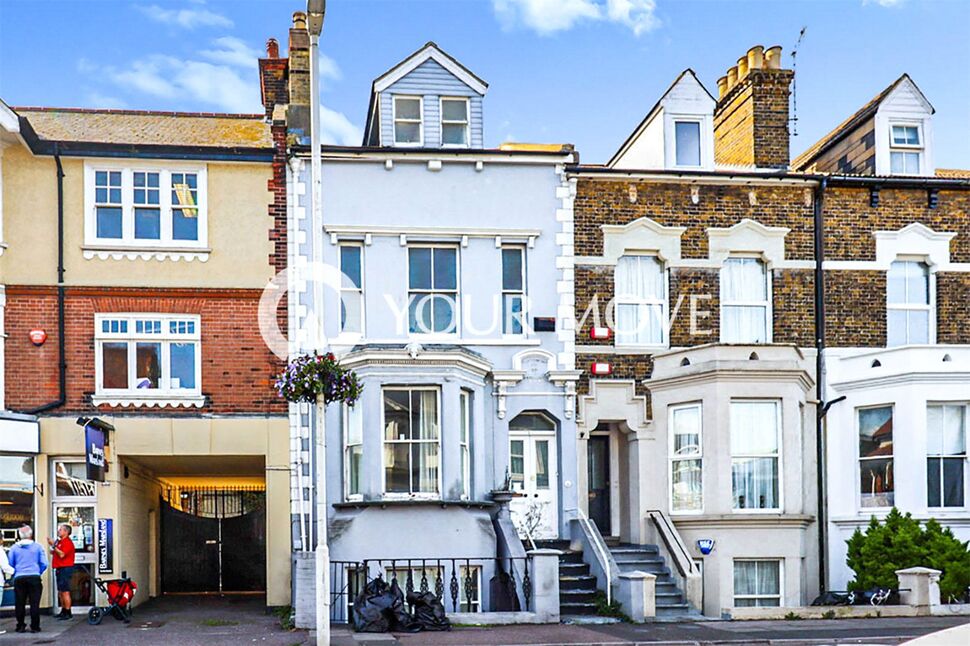 Main image of 3 bedroom  Flat to rent, High Street, Broadstairs, Kent, CT10