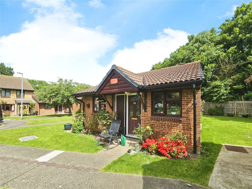 Main image of 2 bedroom Semi Detached Bungalow for sale, Church Court Grove, Broadstairs, Kent, CT10