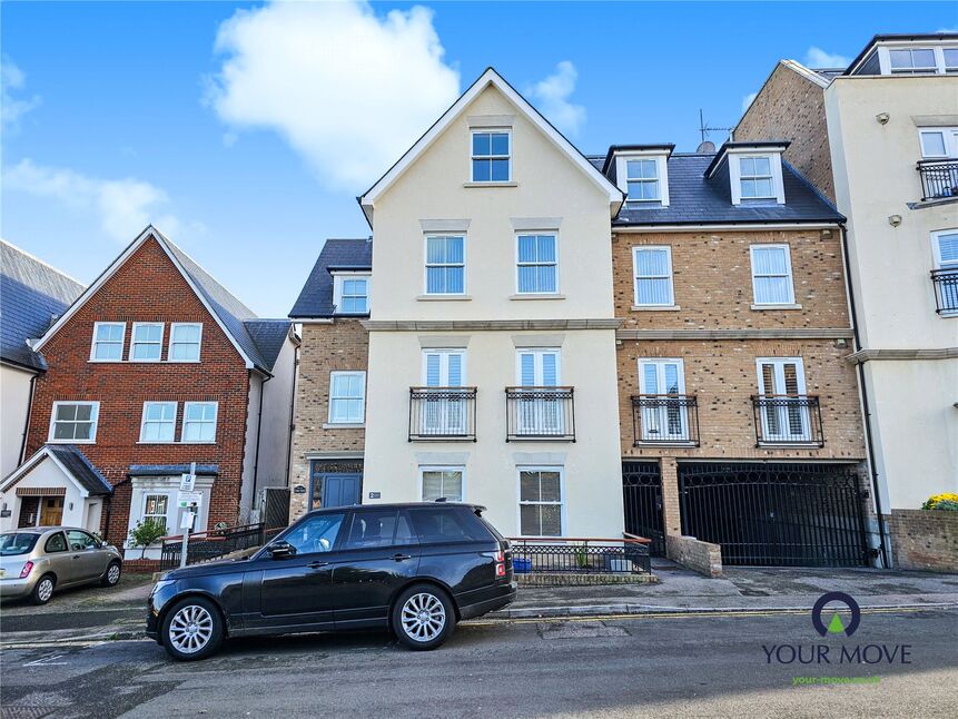 Main image of 2 bedroom  Flat for sale, Vere Road, Broadstairs, Kent, CT10