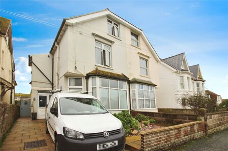 Connaught Road, 6 bedroom Semi Detached House for sale, £700,000