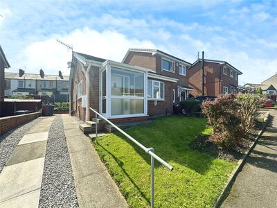 2 bedroom Semi Detached Bungalow for sale