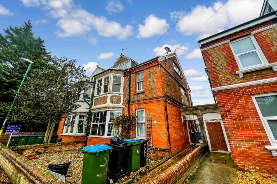 Main image of 2 bedroom  Flat to rent, Richmond Avenue, Bognor Regis, West Sussex, PO21