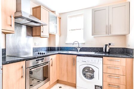 2 bedroom  Flat for sale