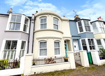 Mid Terrace House for sale