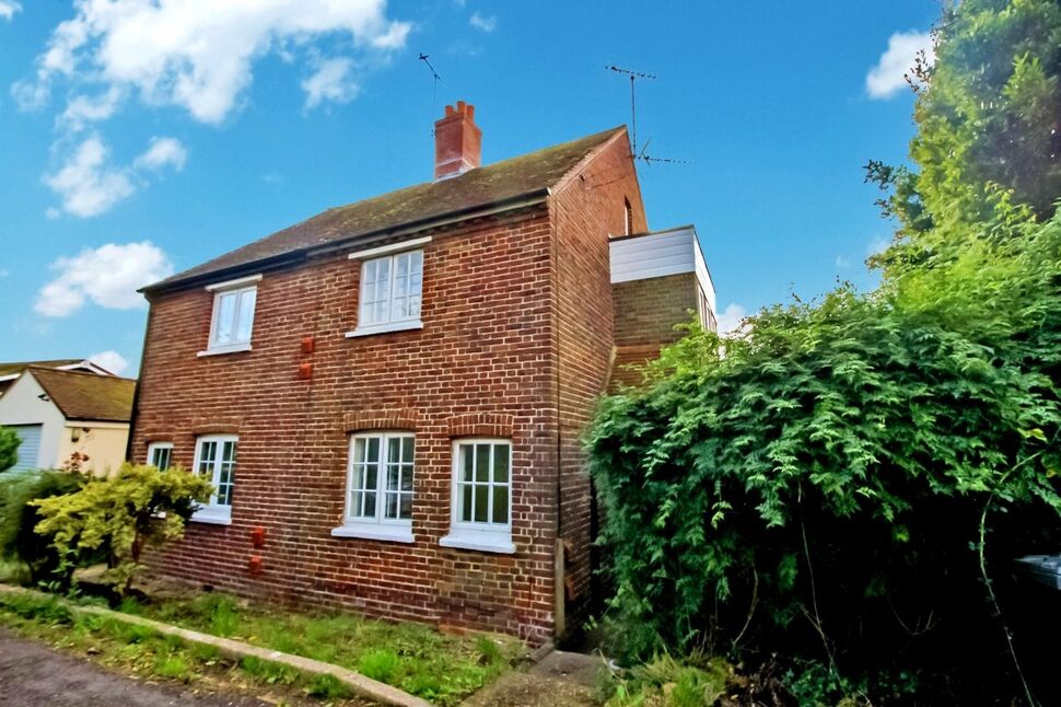 Main image of 2 bedroom Semi Detached House for sale, Bognor Road, Merston, West Sussex, PO20