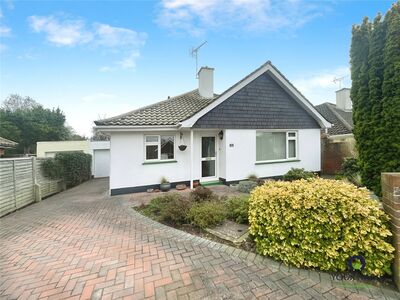 St. Marys Close, 2 bedroom Detached Bungalow for sale, £465,000