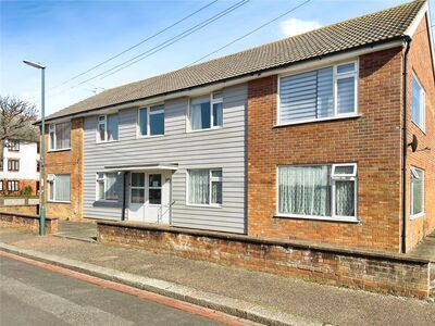 Walton Court, 2 bedroom  Flat for sale, £225,000