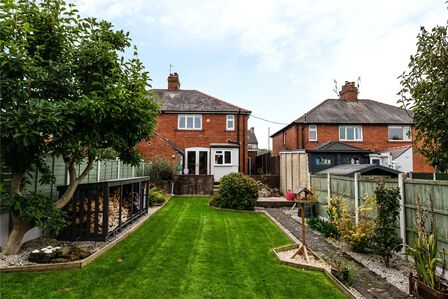 Kilbourne Road, 3 bedroom Semi Detached House for sale, £280,000