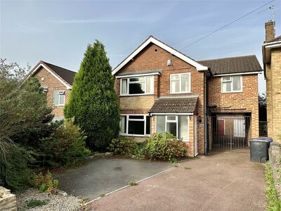 Birchover Way, 4 bedroom Detached House to rent, £1,500 pcm