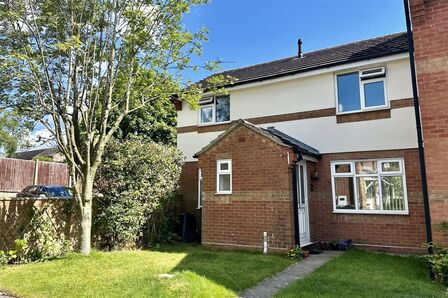 Marston Close, 3 bedroom End Terrace House for sale, £200,000