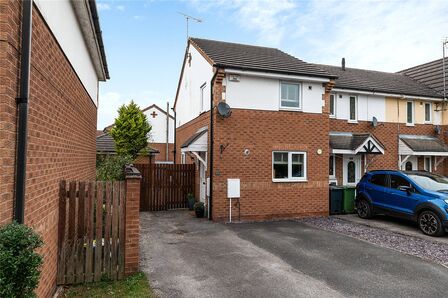 2 bedroom End Terrace House for sale