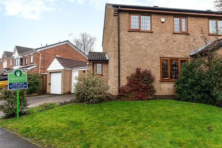 John O'Gaunts Way, 3 bedroom End Terrace House for sale, £260,000