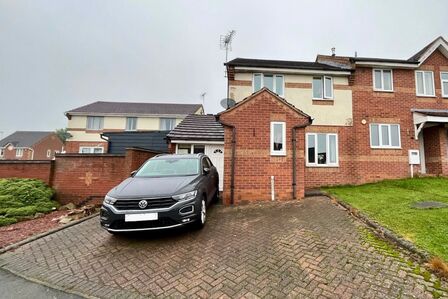 Edensor Drive, 3 bedroom End Terrace House for sale, £210,000