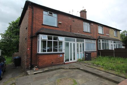 Rochdale Road, 2 bedroom Mid Terrace House to rent, £900 pcm