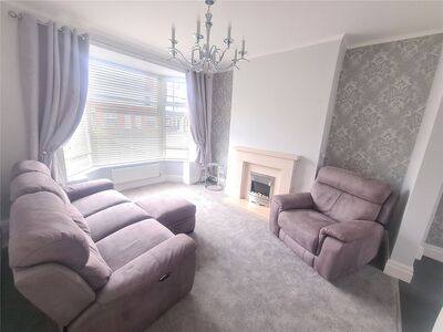 3 bedroom Semi Detached House to rent