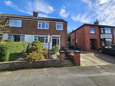 Hillside Crescent, 3 bedroom Semi Detached House for sale, £230,000