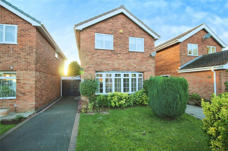 Main image of 3 bedroom Detached House for sale, Kent Close, Kidderminster, Worcestershire, DY10