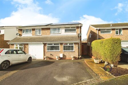 Wrekin Drive, 3 bedroom Semi Detached House for sale, £285,000