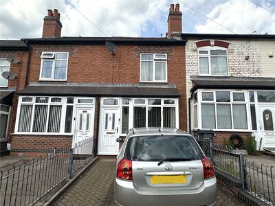 3 bedroom Mid Terrace House for sale