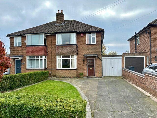 Main image of 3 bedroom Semi Detached House for sale, Tomlinson Road, Birmingham, West Midlands, B36