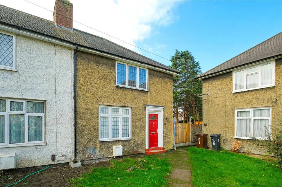 Main image of 3 bedroom End Terrace House for sale, Dorothy Gardens, Dagenham, RM8