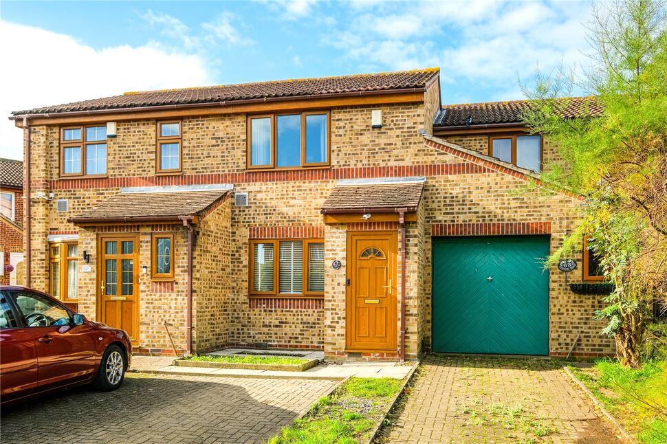 Main image of 2 bedroom Mid Terrace House for sale, Gibson Road, Dagenham, RM8