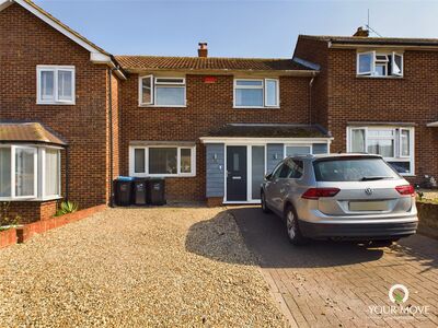 2 bedroom Mid Terrace House for sale