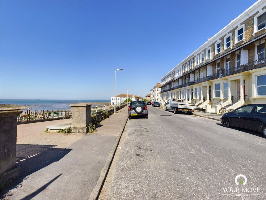 Main image of 1 bedroom  Flat for sale, Sea View Terrace, Margate, Kent, CT9