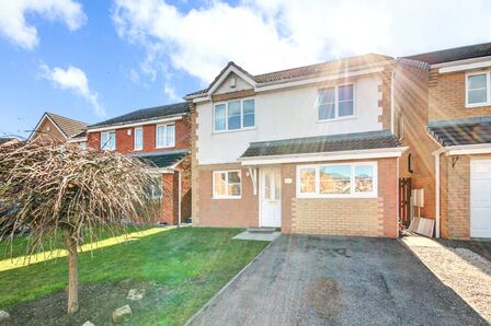 Middleton Close, 3 bedroom Detached House to rent, £850 pcm