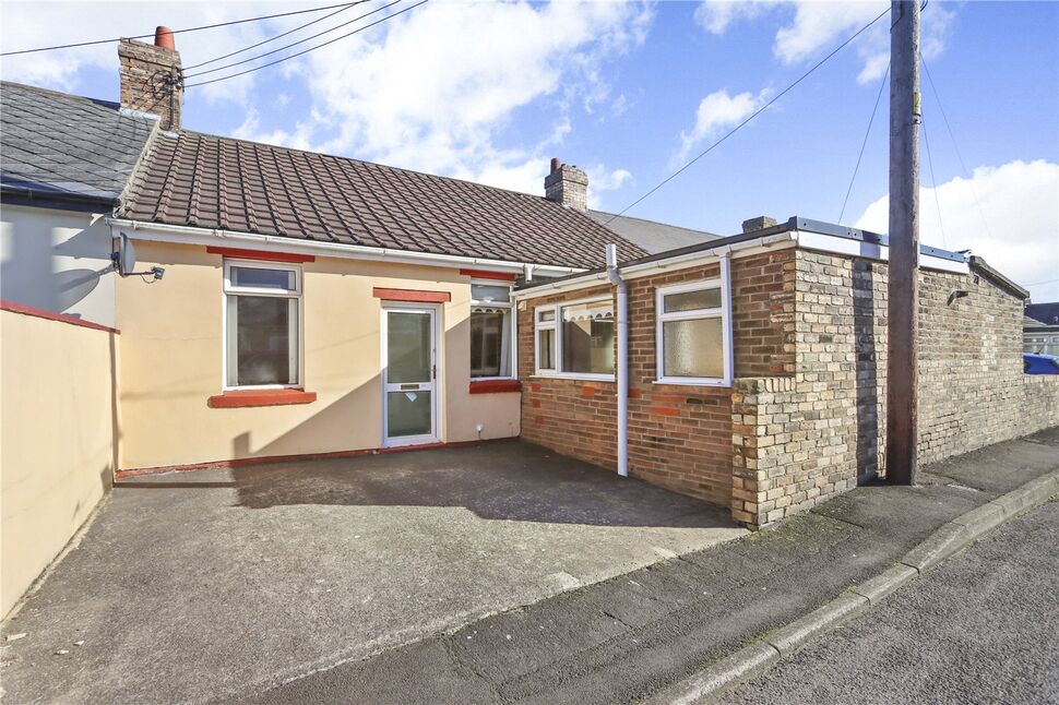 Main image of 2 bedroom Mid Terrace Bungalow for sale, Lea Side, Delves Lane, Consett, Durham, DH8