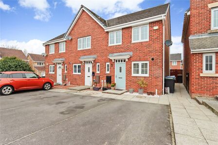 Arkless Grove, 2 bedroom End Terrace House for sale, £130,000