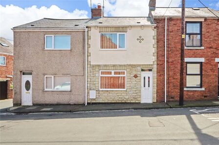 Holyoake Street, 2 bedroom Mid Terrace House for sale, £75,000