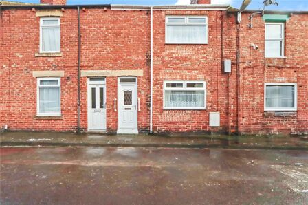 2 bedroom Mid Terrace House for sale