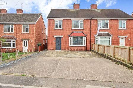 York Terrace, 3 bedroom Semi Detached House for sale, £200,000