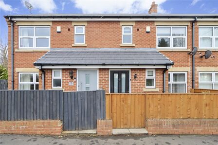 3 bedroom End Terrace House for sale