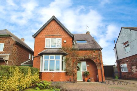 3 bedroom Detached House for sale